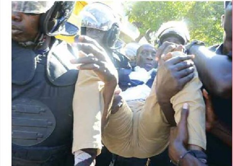 Decroix sur le sit-in avorté de l'Opposition : "Reculer, c’est de la lâcheté"