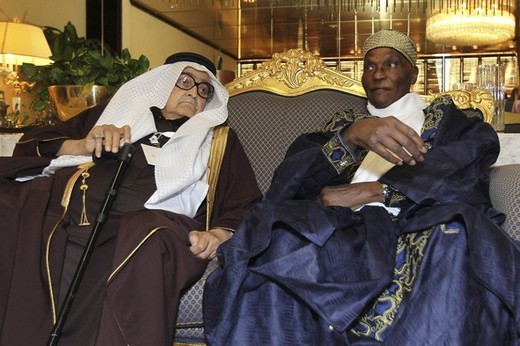 [Vidéo] La RTS montre le président Wade courir au «safa et marwa»