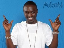 La conférence de presse d’Akon reportée