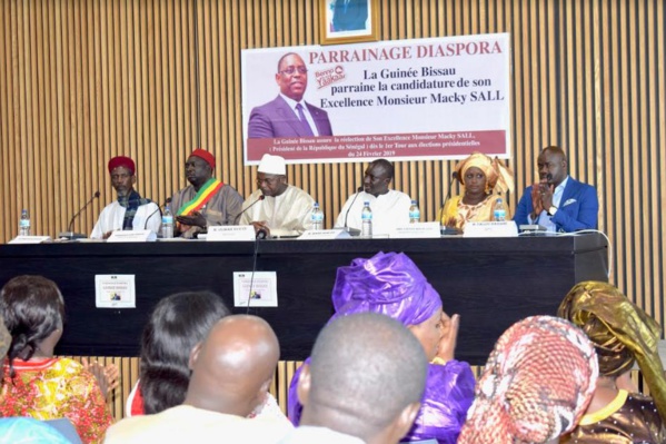 La Guinée Bissau se met au parrainage : 4 000 parrains en faveur de Macky Sall La Guinée Bissau se met au parrainage : 4 000 parrains en faveur de Macky Sall