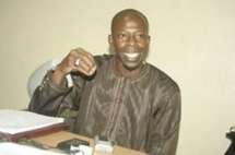 Crise politique au Pds : Pape Djibril Togola, ex-conseiller de Me Wade invite  Idrissa Seck et Macky Sall à voler au secours pour assurer l’héritage du parti du Maitre
