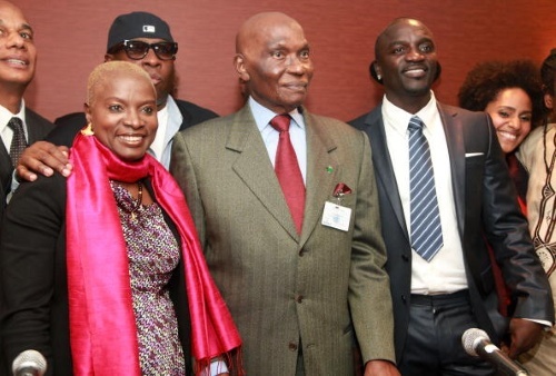 OMAR FAYE, PRÉSIDENT DE LEERAL ASKAN WI : «À chaque fois que le pays a faim, a des problèmes d'électricité et que les prix flambent, le président Wade appelle à danser»