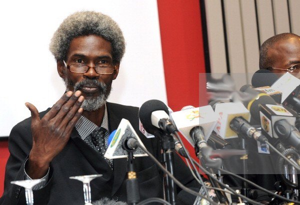 Engagement pour Karim et Khalifa : L’Etat vide et saisit les comptes de Me Ciré Clédor Ly Engagement pour Karim et Khalifa : L’Etat vide et saisit les comptes de Me Ciré Clédor Ly