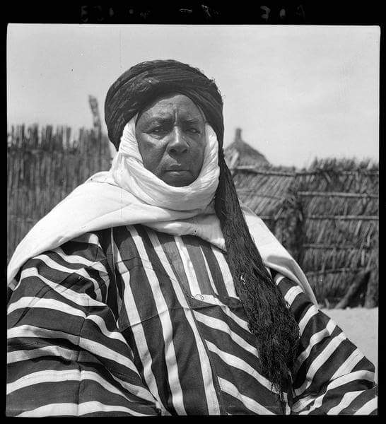 Photos: Seydina Amar Madione Lahi (fils de Seydina Limamou Lahi asw) et second Khalif de la communauté Layenne Photos: Seydina Amar Madione Lahi (fils de Seydina Limamou Lahi asw) et second Khalif de la communauté Layenne
