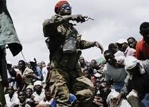 Crise ivoirienne : lancement d’une pétition à Dakar contre l’intervention militaire