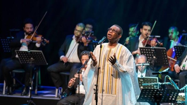 Emirats Arabe Unis : Youssou Ndour reçu par son altesse Sheikh Dr. Sultan bin Mohamed Al Qasimi