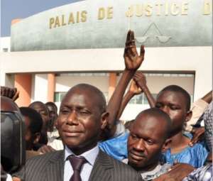 Affaire Des Chantiers De Thiés : Le Procès Renvoyé Au 18 Mars 2011 (Vidéo)