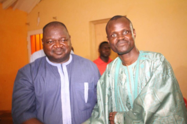 Le Maire de Latmingué octroie 200 bourses à ses étudiants Le Maire de Latmingué octroie 200 bourses à ses étudiants