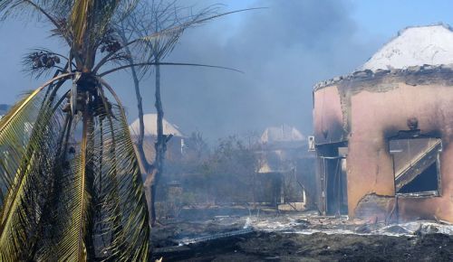 Video-Photos : Les images inédites de l'incendie du Lamantin