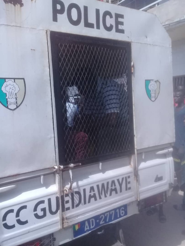 Guédiawaye – Les jeunes de Sam Notaires délogent un bar dans le quartier, le propriétaire accuse le délégué de quartier
