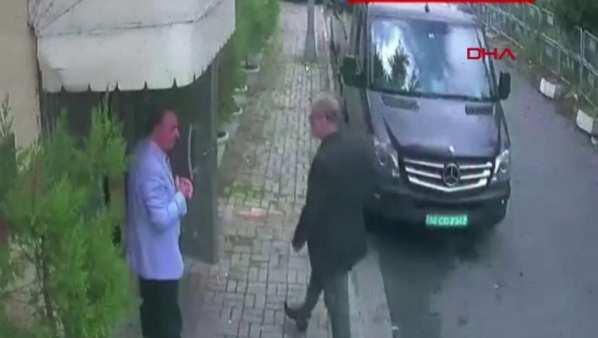 Images de vidéosurveillance montrant Jamal Khashoggi arrivant au consulat saoudien d'Istanbul, le 2 octobre 2018.