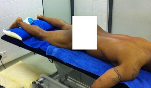 [Photo] El Hadji Diouf se fait photographier nu et envoie les photos à ses conquêtes…