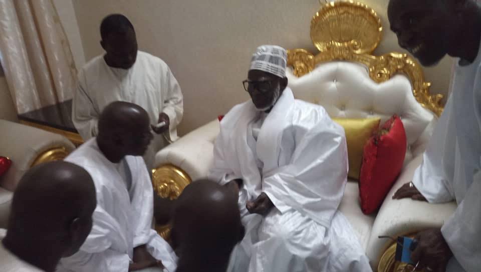 PHOTOS - Le président Idrissa SECK reçu ce matin à Touba par le Khalife Général des Mourides Serigne Mountakha MBACKÉ