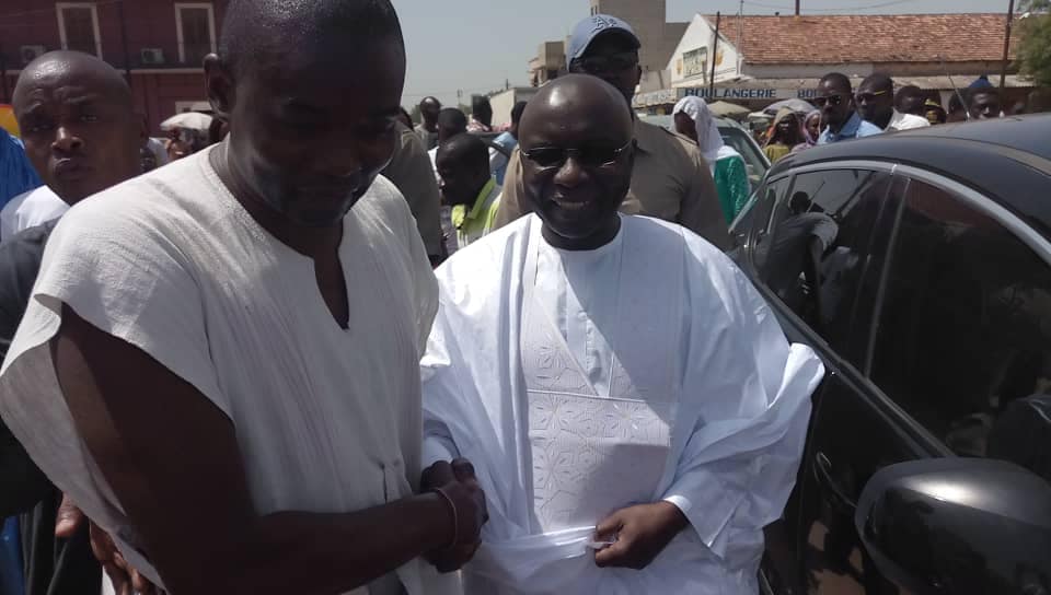 PHOTOS - Le président Idrissa SECK reçu ce matin à Touba par le Khalife Général des Mourides Serigne Mountakha MBACKÉ