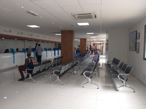 Recueil des demandes de visas Schengen: les nouveaux locaux de VFS inaugurés par le Consul général de France, M. Olivier Serot-Almeras Recueil des demandes de visas Schengen: les nouveaux locaux de VFS inaugurés par le Consul général de France, M. Olivier Serot-Almeras