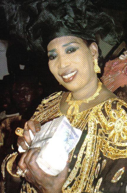 Awa Diop Gabon et les 10 millions offerts à Kiné Lam