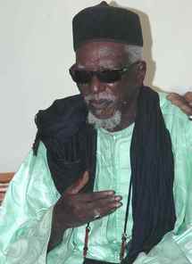 COHESION ENTRE TIDIANES ET MOURIDES: Serigne Sidy Moctar Mbacké offre des boeufs et chameaux à Serigne Mansour Sy