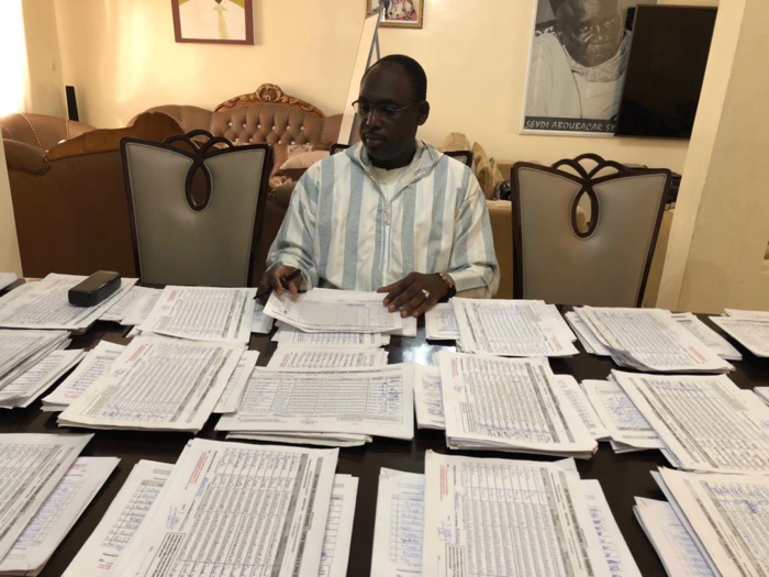 Parrainage: Adama Faye dépose 5500 signatures à Grand-Yoff pour le Président Macky Sall...