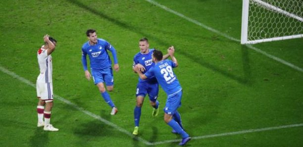 Lyon gâche encore tout contre Hoffenheim, Manchester City déjà qualifié