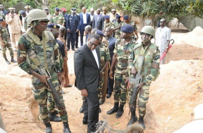 Exclusif / Macky Sall rallonge l’âge du départ à la retraite des militaires, des généraux aux hommes du rang