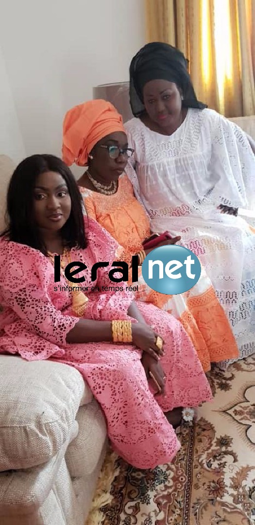 Le ministre Birima Mangara s'affiche avec deux de ses épouses... Le ministre Birima Mangara s'affiche avec deux de ses épouses...