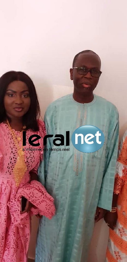 Le ministre Birima Mangara s'affiche avec deux de ses épouses... Le ministre Birima Mangara s'affiche avec deux de ses épouses...