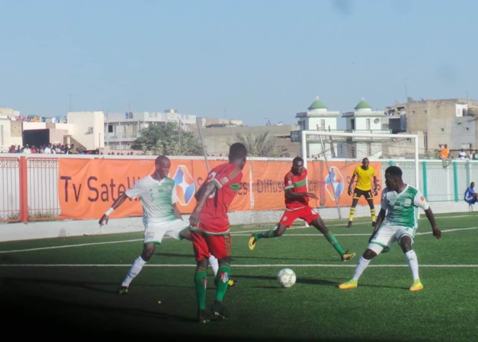 Jaraaf chute à Pikine