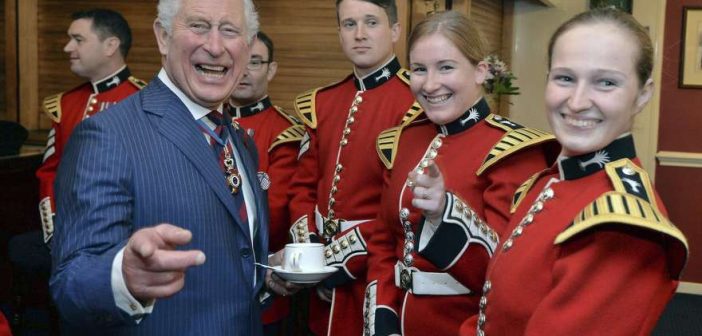 People : Le fils aîné de la reine d’Angleterre fête ses 70 ans!