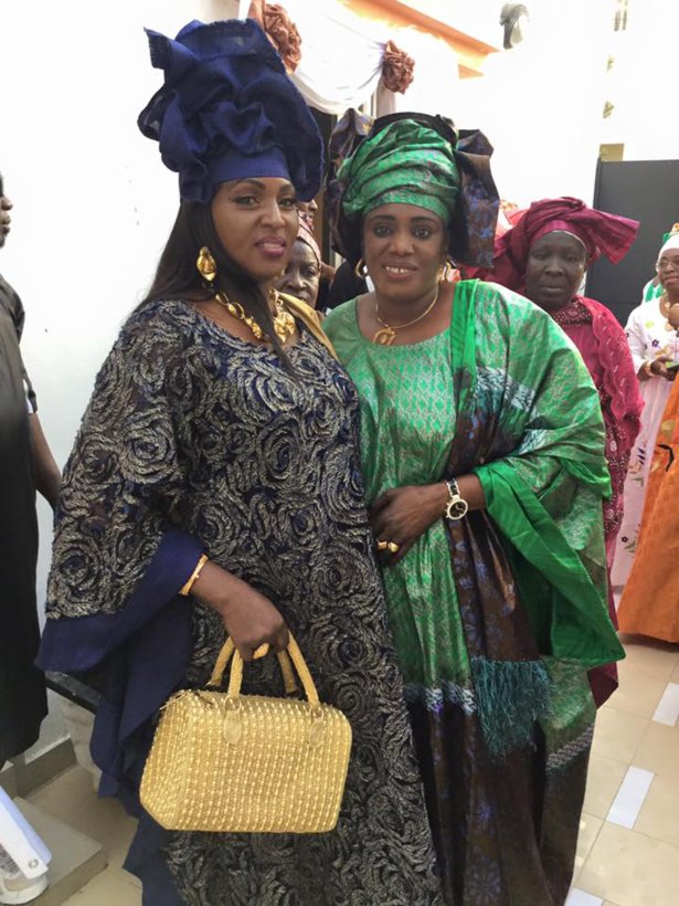 L’une des épouses d’Aly Ngouille Ndiaye, une grande dame au “Tagualou” flamboyant L’une des épouses d’Aly Ngouille Ndiaye, une grande dame au “Tagualou” flamboyant