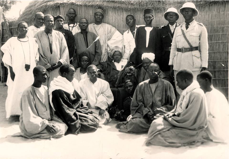 Carte postale: Une photo inédite de Serigne Fallou Mbacké prise vers la fin des années 1940