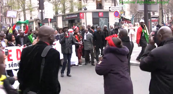 VIDEO Reportage Photos-Manif 19 Mars: Près de 1000 personnes ont battu le macadam à Paris
