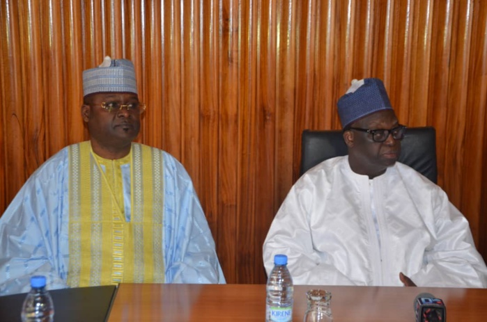 Photos : Baye Ciss glane 21 000 parrainages sur 41000 pour Kaolack