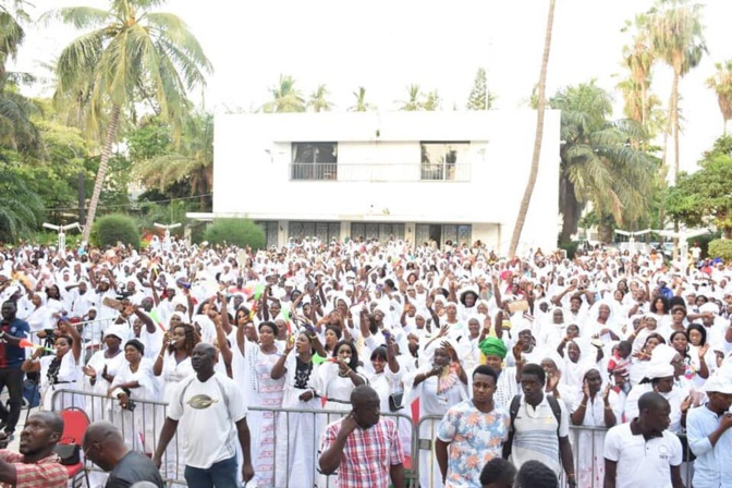 «Réélisons d’abord le Président Macky Sall le 24 février, pour nos divergences on verra après...»