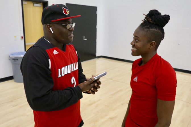 YACINE DIOP, AILIERE UNIVERSITE DE LOUISVILLE (ETATS-UNIS)  « Mon rêve, c'est d'intégrer la Women National Basketball American (WNBA) »