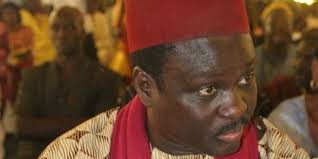 Décès de Sidy Lamine Niasse: Aliou Dia porte-parole de la famille religieuse Dia de Mbeuleukhe parle d'une grosse perte pour la Oummah islamique Décès de Sidy Lamine Niasse: Aliou Dia porte-parole de la famille religieuse Dia de Mbeuleukhe parle d'une grosse perte pour la Oummah islamique