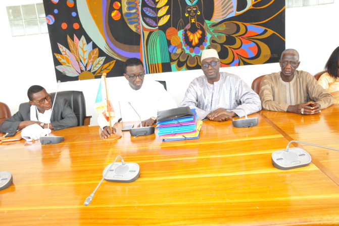 Parrainage du candidat Macky Sall: Le Ministre Abdoulaye NDOUR collecte 10159 signatures 