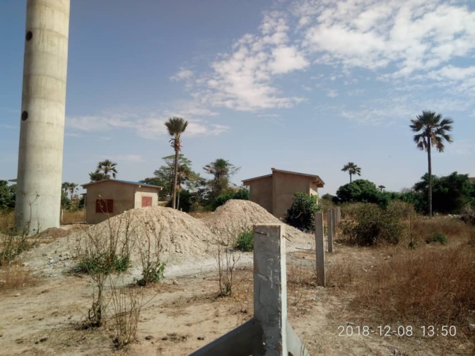 Retard dans la construction des ouvrages hydrauliques de Toglou : les populations n’en peuvent plus du manque d’eau et menacent… Retard dans la construction des ouvrages hydrauliques de Toglou : les populations n’en peuvent plus du manque d’eau et menacent…