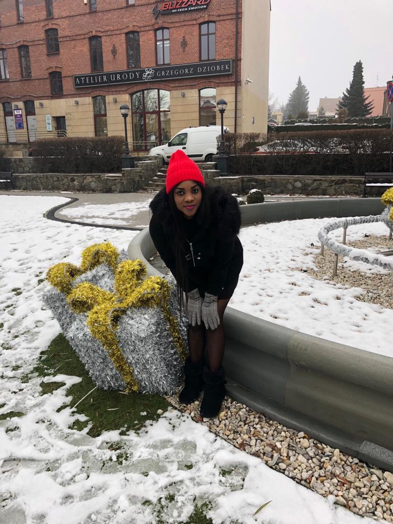 Photos : Arame Ndiaye, CTC du Ministre de l’Environnement, une muse sénégalaise en Pologne