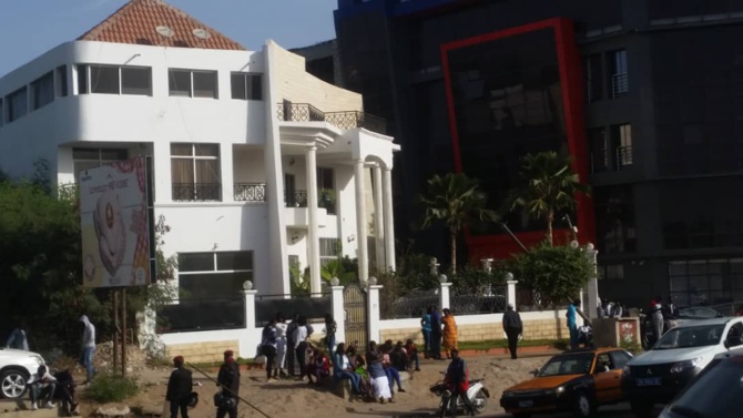 Procès Khalifa Sall : La Cour suprême sous haute surveillance policière (images)