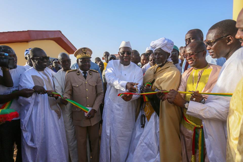 Photos :  Macky Sall a inauguré samedi le forage de Touba Rouf dans la région de Louga