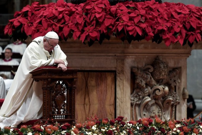 Le Pape François : « L’homme est devenu avide et vorace. Avoir, amasser des choses semble pour beaucoup de personnes le sens de la vie »