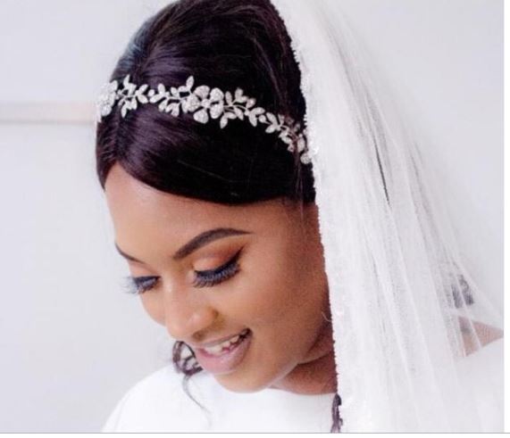 Photos : La mariée Khoudedia Sora était trop belle! Photos : La mariée Khoudedia Sora était trop belle!