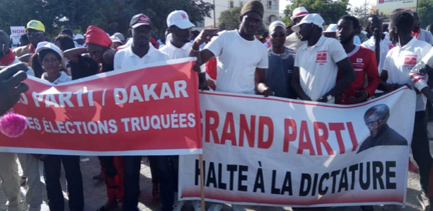 L’opposition a réussi le pari de la mobilisation (images)