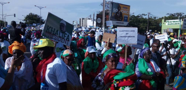 L’opposition a réussi le pari de la mobilisation (images)