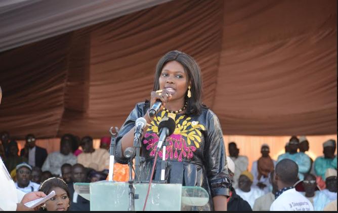 " Dans le département de Rufisque, ni violence, ni "fitneu", mais la paix et la cohésion pour réélire le candidat Macky Sall, derrière le ministre Oumar Guèye"