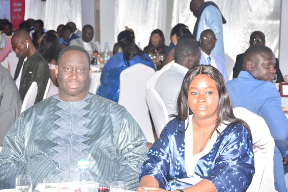 22 photos : Aliou Sall et sa deuxième épouse version dîner de gala 