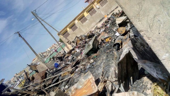 (Vidéo + photos) Saint-Louis : Violent incendie au quartier Sud, d'importants dégâts enregistrés (Vidéo + photos) Saint-Louis : Violent incendie au quartier Sud, d'importants dégâts enregistrés