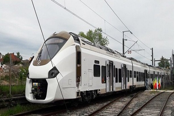 Ter : "Succès" des premières opérations de mise sous tension de la ligne 25kv (Apix) Ter : "Succès" des premières opérations de mise sous tension de la ligne 25kv (Apix)