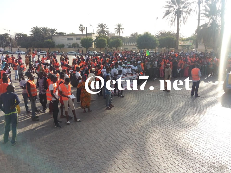 Photos : Après son flop au parrainage, Bougane Guèye Dany "diazakalisé"?