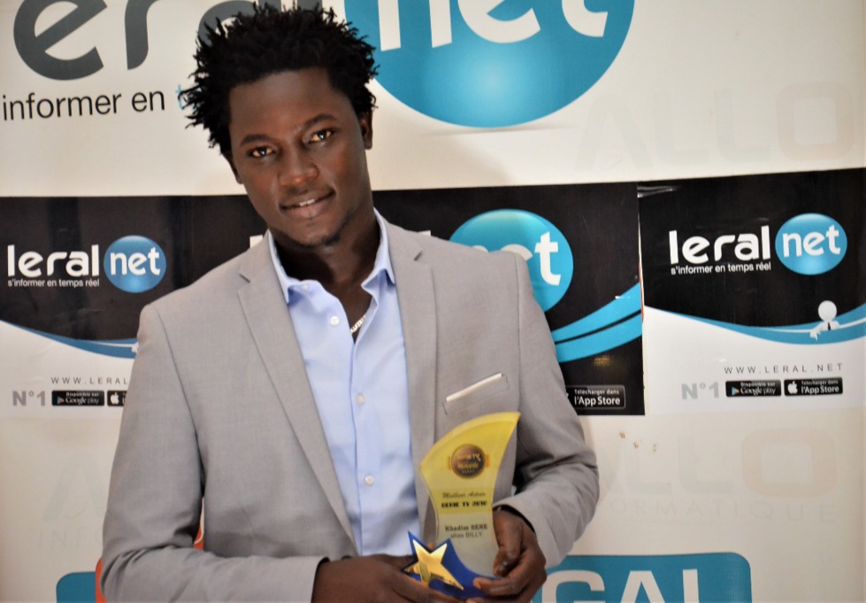 LERAL AWARDS : Remise du trophée du "Meilleur Acteur de l'année 2018" à Khadim Sène alias "Billy" de la Série "Pod et Marichou"